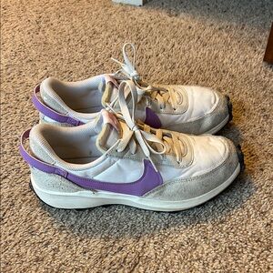 Nike Women’s Waffle Shoes